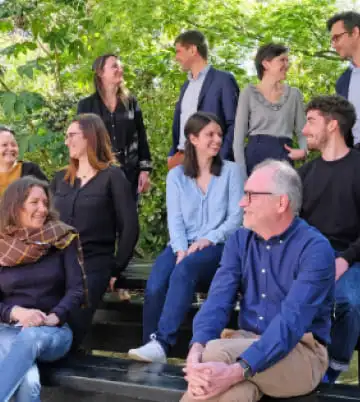 Equipe Loptimiste photo de groupe extérieur équipe